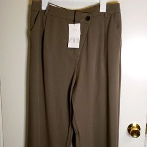 Cross crotch wide leg pants